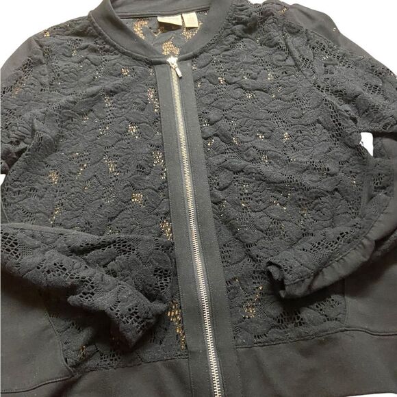 Chicos size 1 (medium) lace zip up bomber style jacket excellent condition - Picture 1 of 2